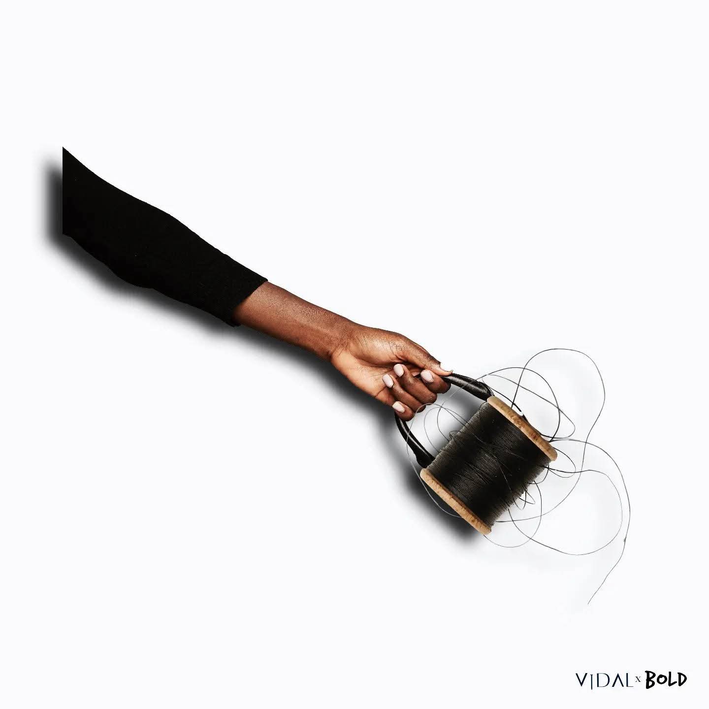 Bobine de fil géante — visuel VIDAL × BOLD
